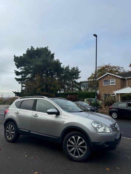 NISSAN QASHQAI 1.5 dCi n-tec 2WD 5dr