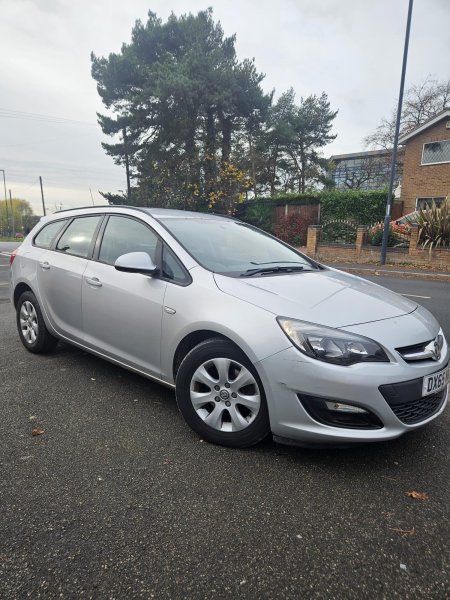 VAUXHALL ASTRA 1.6 CDTi ecoFLEX Design Sports Tourer Euro 6 (s/s) 5dr