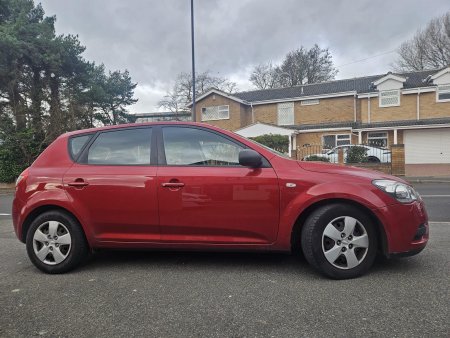 KIA CEED 1.4 1 Euro 4 5dr